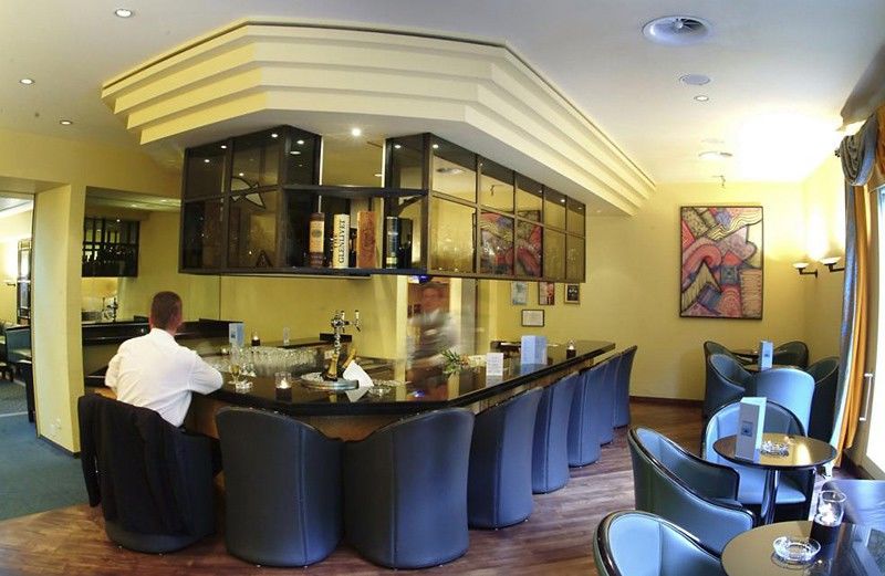 พูลแมน บาเซิล ยูโรป โฮเต็ล Hotel ภายนอก รูปภาพ